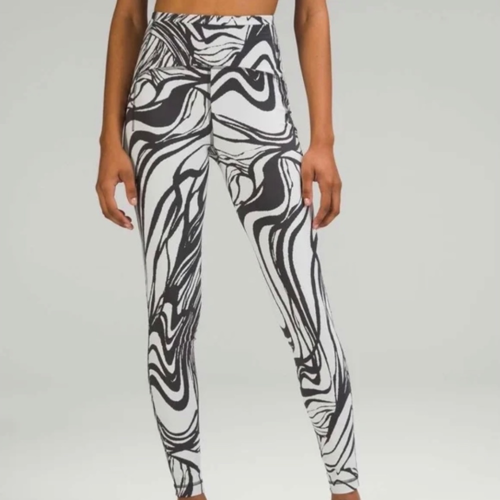 lululemon athletica High-Rise Marble Print Leggings - Black & White